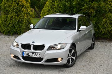 BMW 320d 184KM Sedan Xenon Uchwyty na Napoje Navi NOWY ROZRZĄD Śliczna