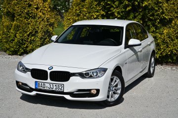 BMW 3 2.0D Sport Line Xenon Kubełki NOWY ROZRZĄD Alpejska Biel Sedan