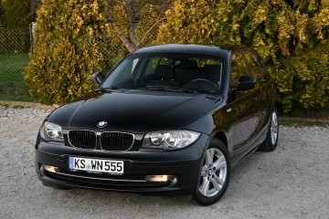BMW 1 2.0d 2010r Navi Odczepiany Hak NOWY ROZRZĄD Czarny Metalik
