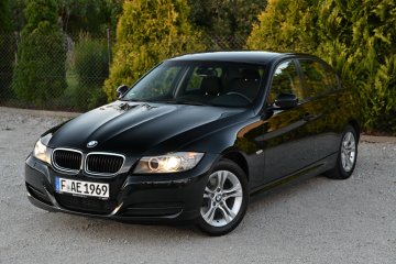 BMW 3 2.0d SEDAN Lifting Navi NOWY ROZRZĄD Tylko 198tys
